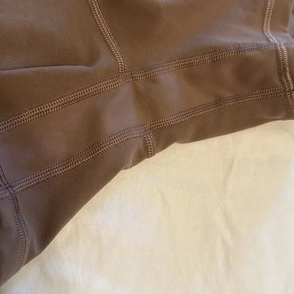 Lululemon align high rise shorts, 4”, size 6 - Picture 6 of 6